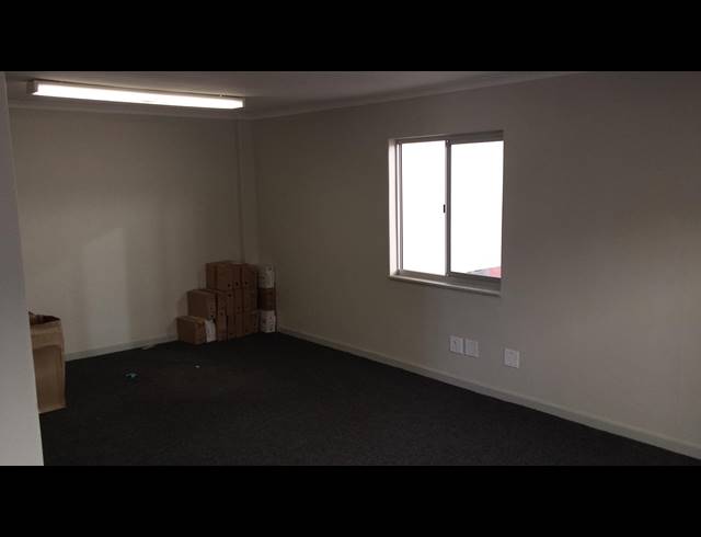 393M² FACTORY RENTED IN KILLARNEY GARDENS